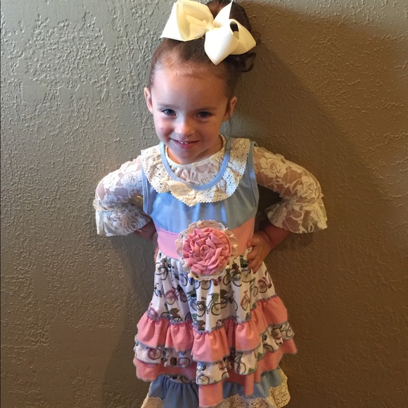 Meet your Posher, Stacy - Picture 3 of 3